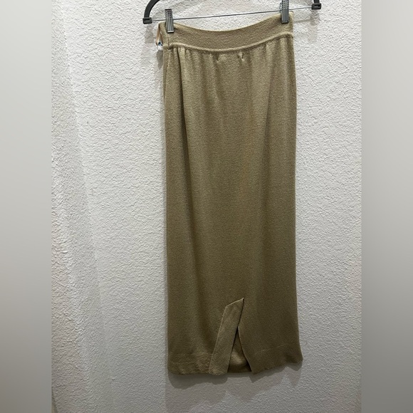 Preston & York Beige and Black Knit Top & Skirt Set (Top: M, Skirt: S) - Picture 6 of 8